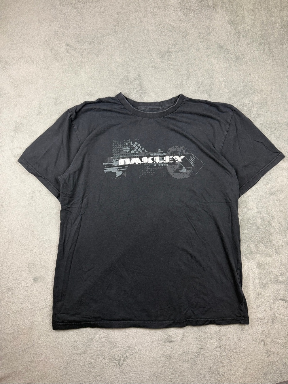 Oakley Black Men's Short Sleeve Graphic Tee